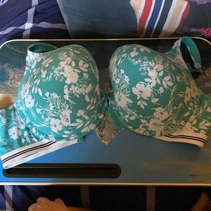 EUC cacique bra 48DDD